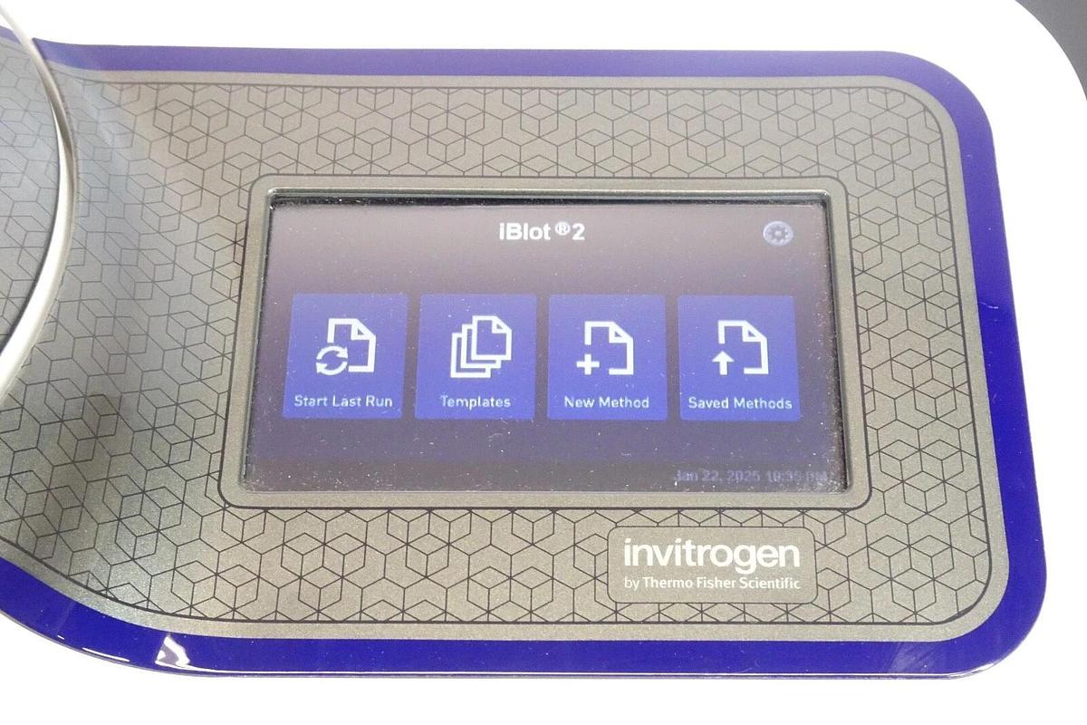Used Thermo Invitrogen iBlot 2 Gel Transfer Device IB21001