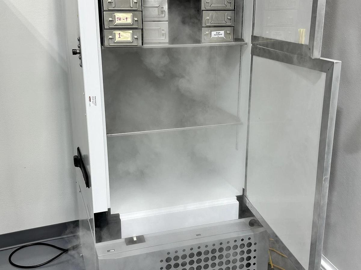 Used Thermo Fisher Scientific TSX40086A Ultra-Low Temperature Freezer – -80°C – 400L – Tested