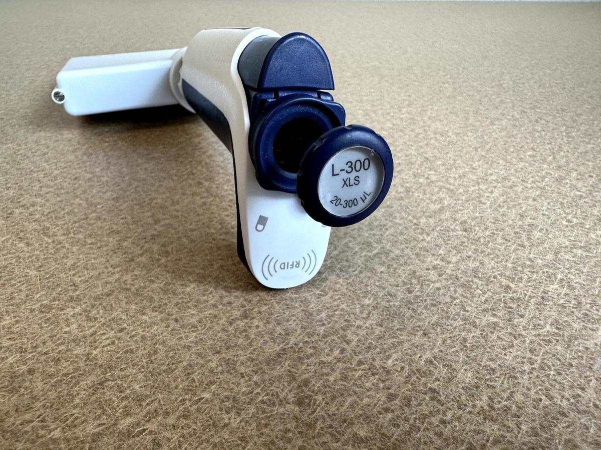 Used Rainin Pipet-Lite XLS L-300 | 20-300uL | 12-Channel Pipette w/Warranty * NICE