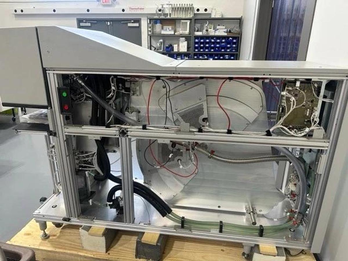 Used LECO GDS900 Glow Discharge AES – Bulk Metal Elemental Analyzer | Zirconium Method Only Licensed