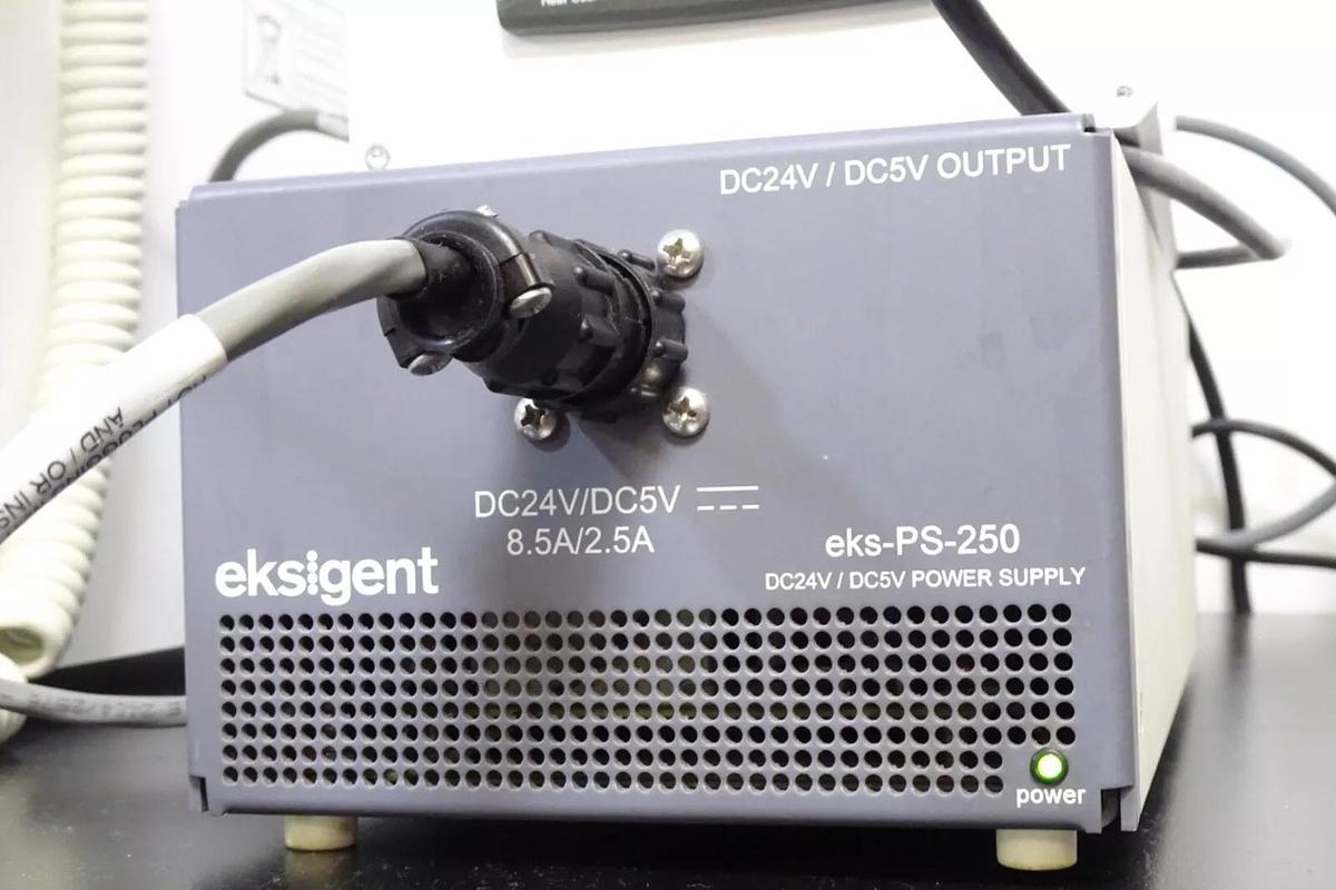 Used AB Sciex / Eksigent ekspert MicroLC 200 – w/ PAL Autosampler – S/N 13-01-19-222