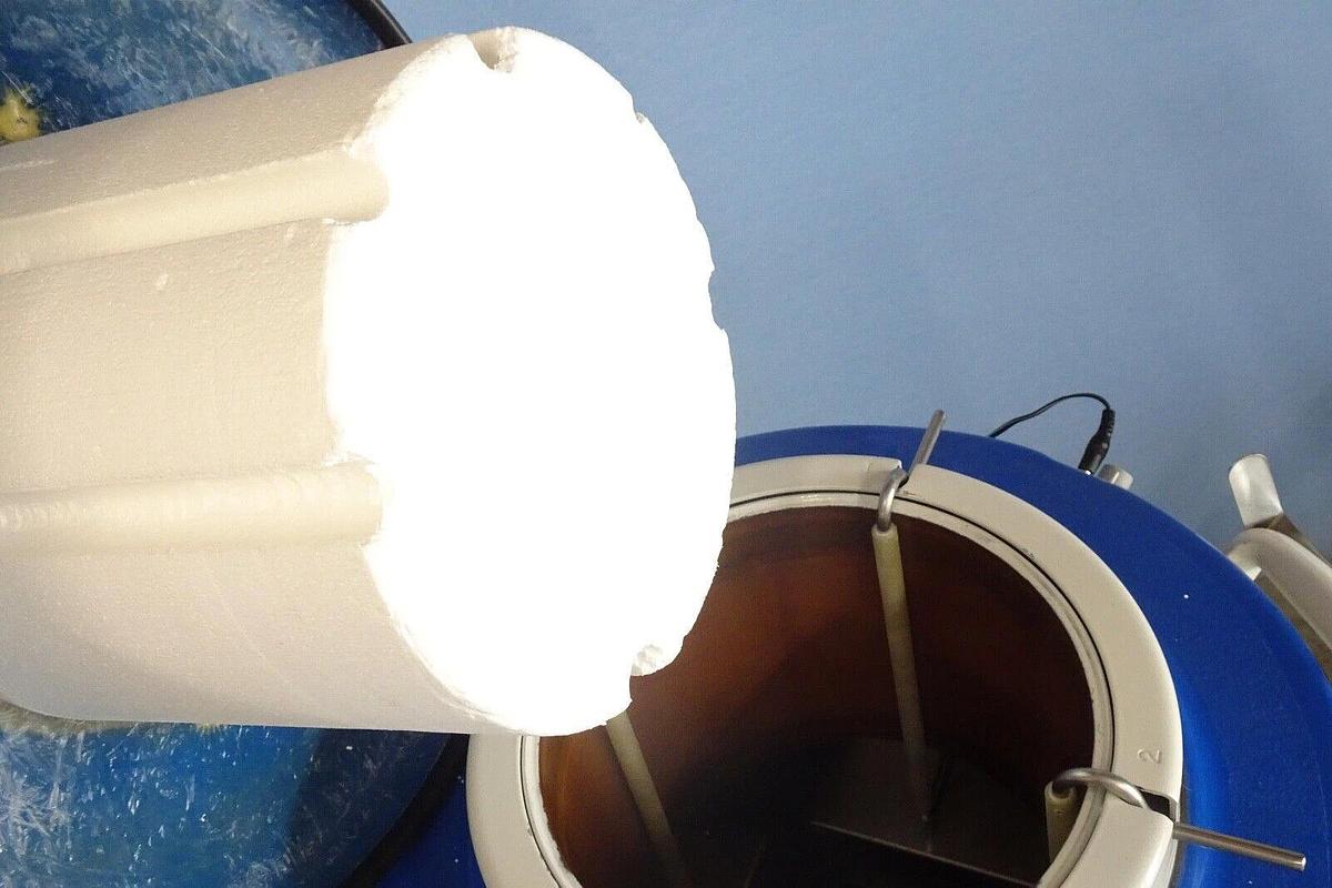 Used MVE / Custom Biogenic Systems CBS 4001 Value Added Cryosystem | Dewar | CS4001L