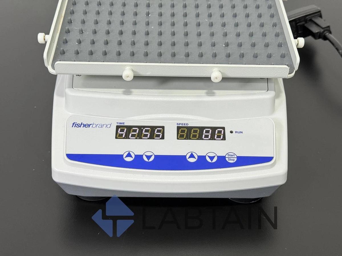 Used Fisherbrand Mini Vortex Mixer - Model 88861064 - 2800rpm | J1C7E6A597