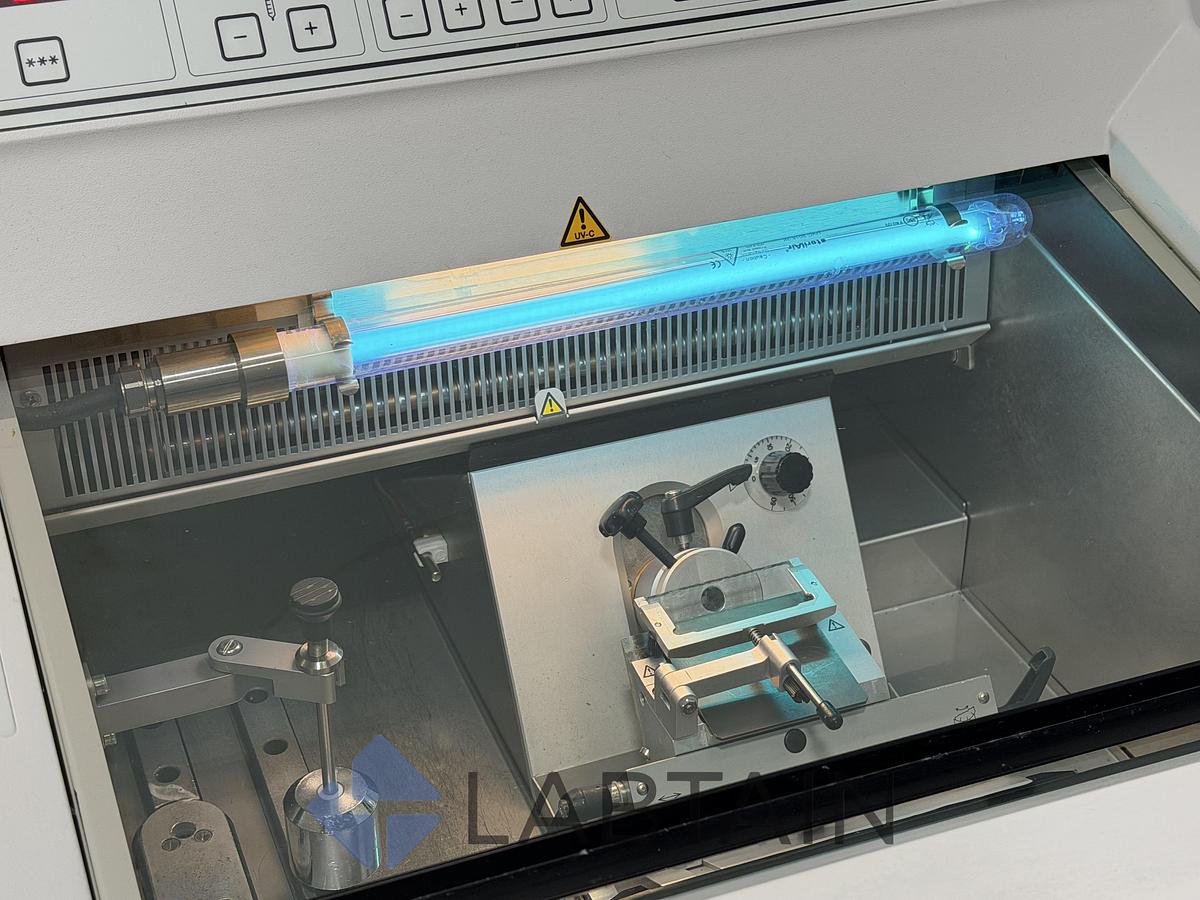 Used Leica CM1850 UV Clinical Cryostat Microtome 120V For Parts / Repair