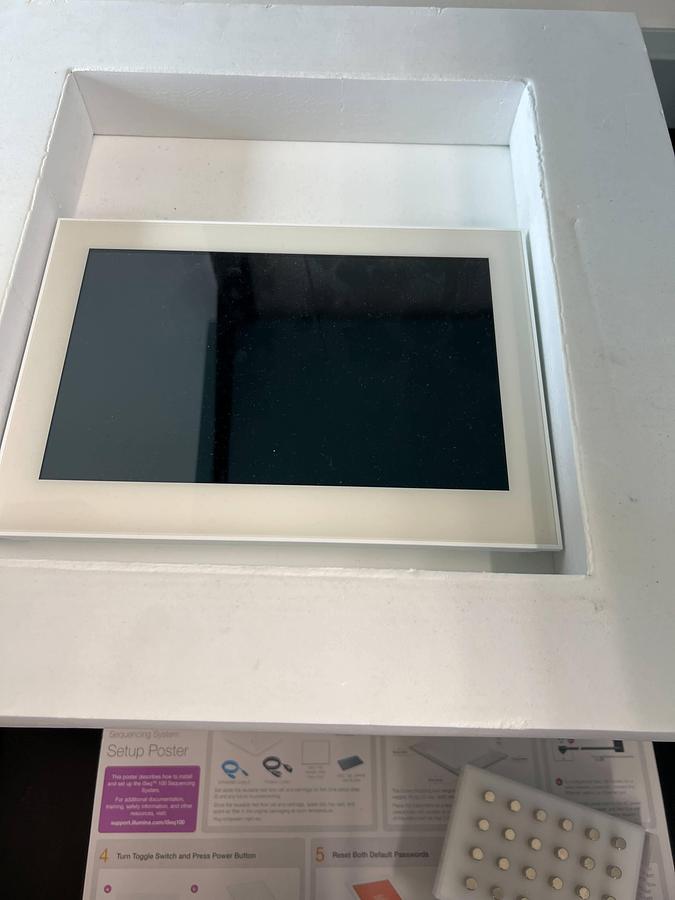 Used Illumina iSeq 100 Sequencing System – Compact NGS Benchtop Sequencer – Excellent Condition
