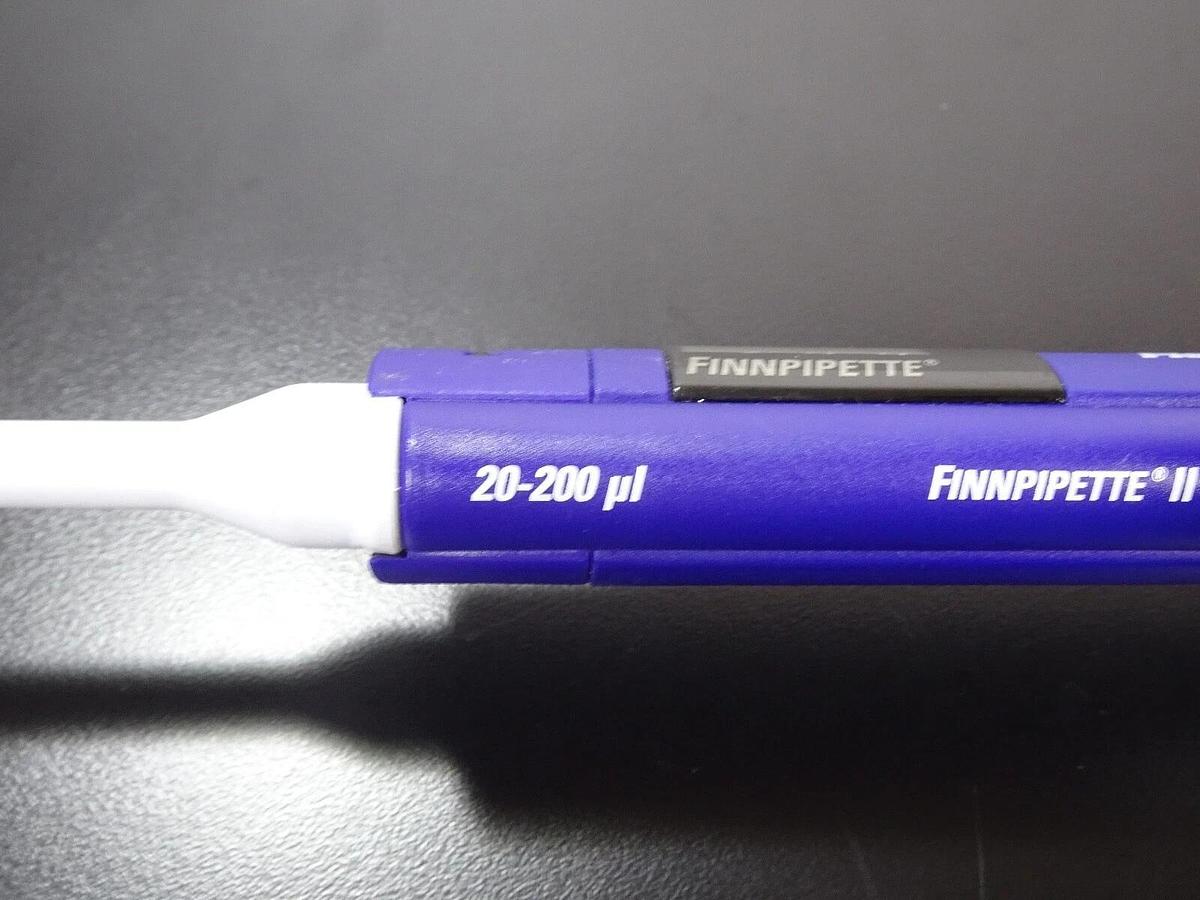 Used Fisherbrand Finnpiptte II Variable Pipette | 20-200uL