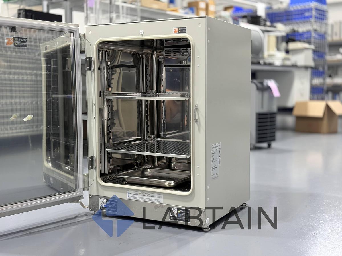 Used Panasonic KM-CC17T0 CO₂ Incubator – S/N 13080023 – Tested