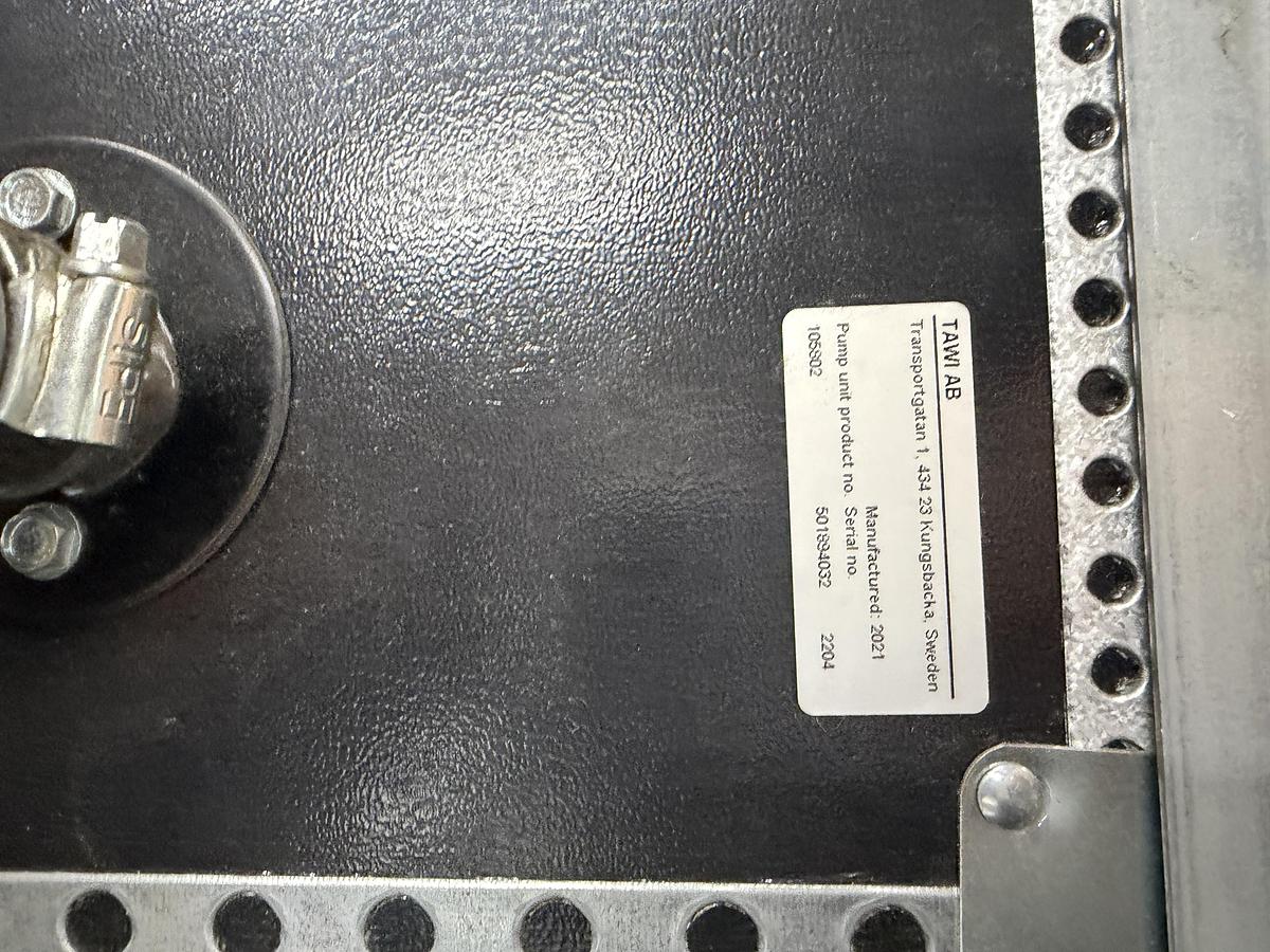 Used 2022 TAWI Industrial Vacuum Lift System | 20 Stations | Complete Conveyor Lift Setup