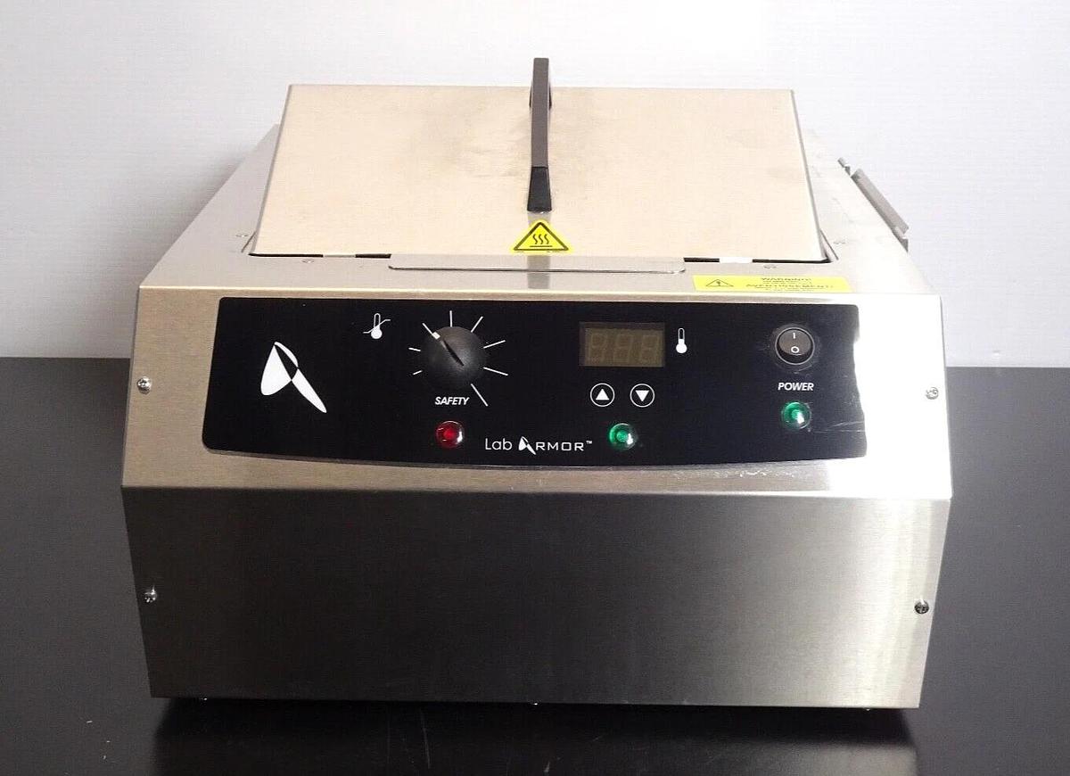 Used Sheldon / Lab Armor 74300-714 Waterless Bead Bath