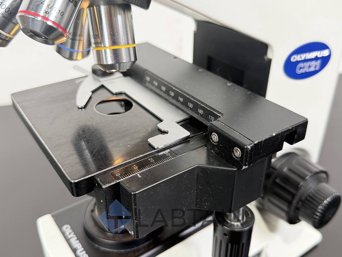 Used Olympus CX21FS1 Binocular Biological Microscope 4X 10X 40X 100X Objectives Used