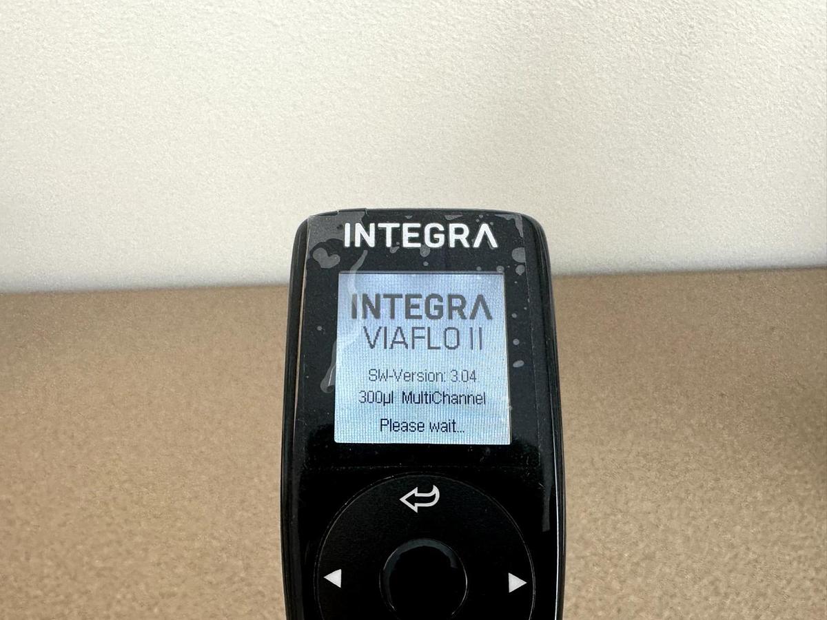 Used Integra VIAFLO 12-Channel Electronic Pipette 300 µL – 10–300 µL – P/N 4633 – Tested – Quick Shipping