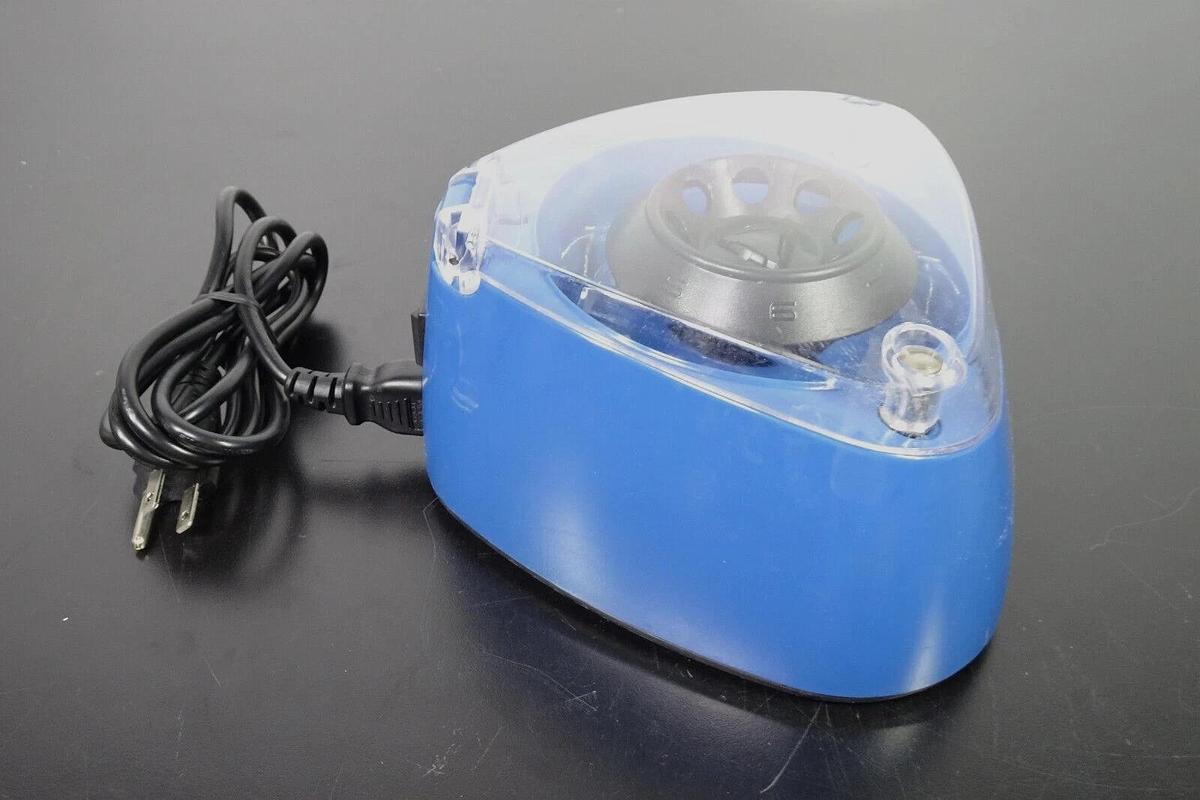 Used VWR Mini Centrifuge 2017052014 – Tested