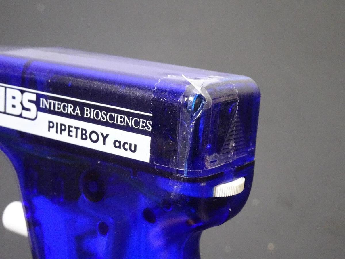 Used Integra Pipetboy acu Classic Pipette Controller