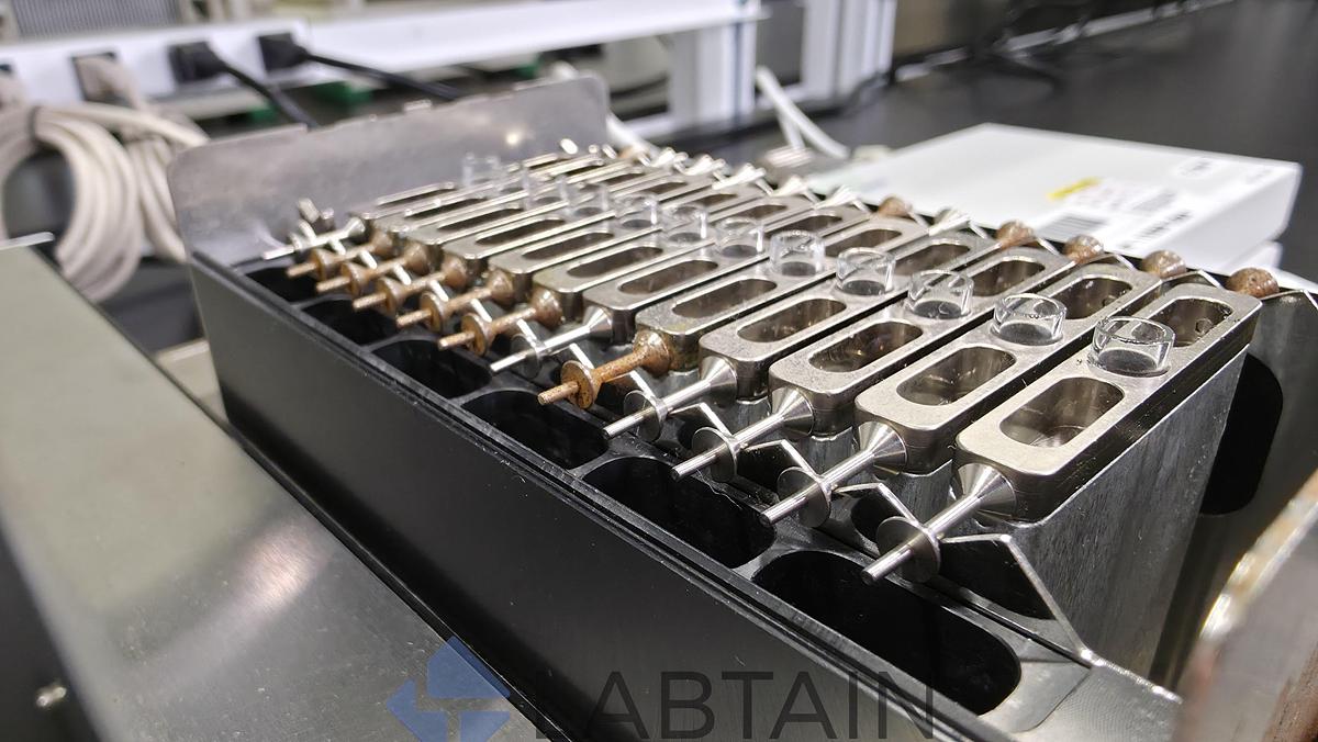 Used Mettler Toledo MCP105 Multi-Channel Pipette Calibration System w/ MCP Unit Control - Complete Setup