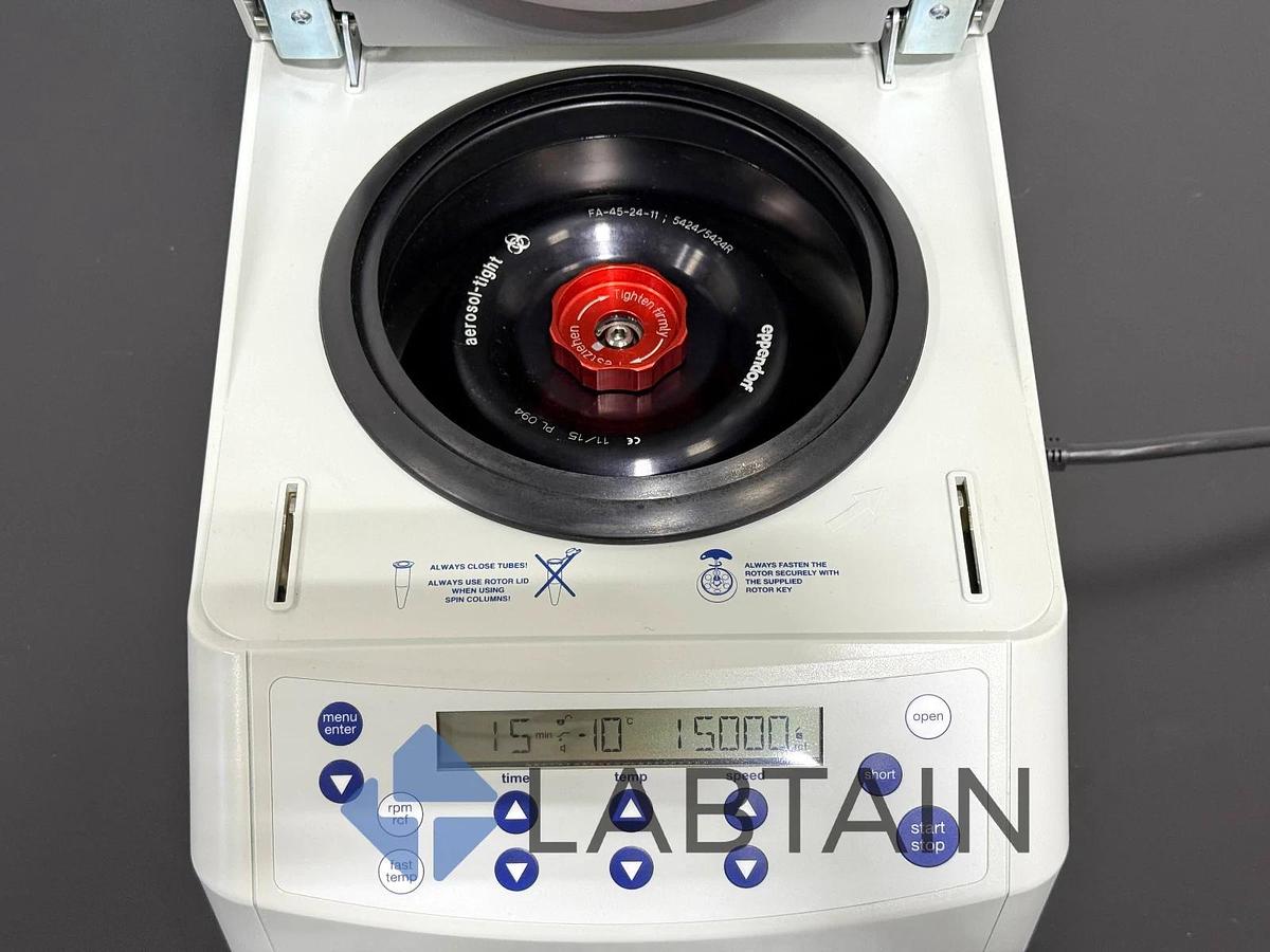 Used Eppendorf 5424R Refrigerated Microcentrifuge w/ FA-45-24-11 Rotor – S/N 5404FH021370 – Tested