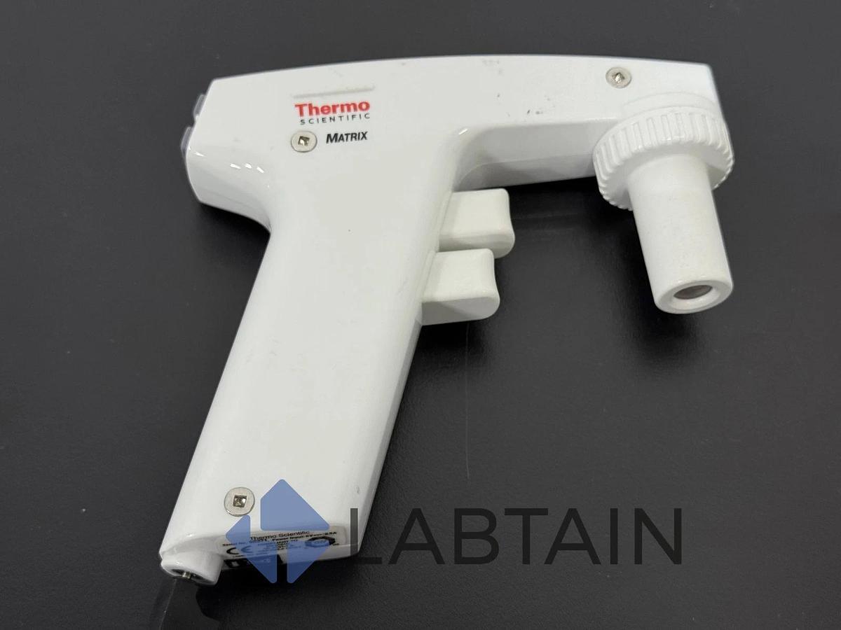 Used Thermo Scientific S1 Pipet Filler, White, 1 | 98371