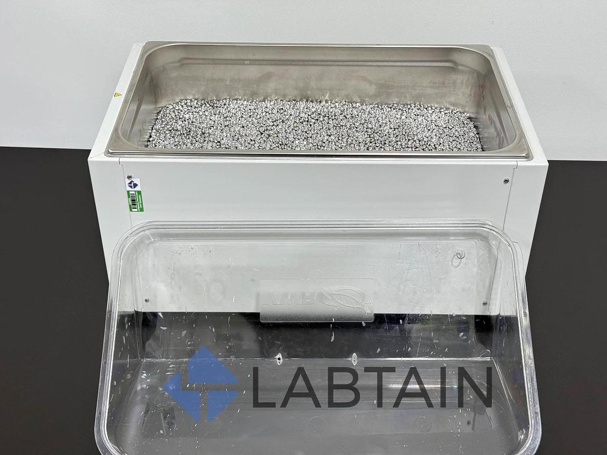 Used VWR 89032-218 Shaking Water Baths