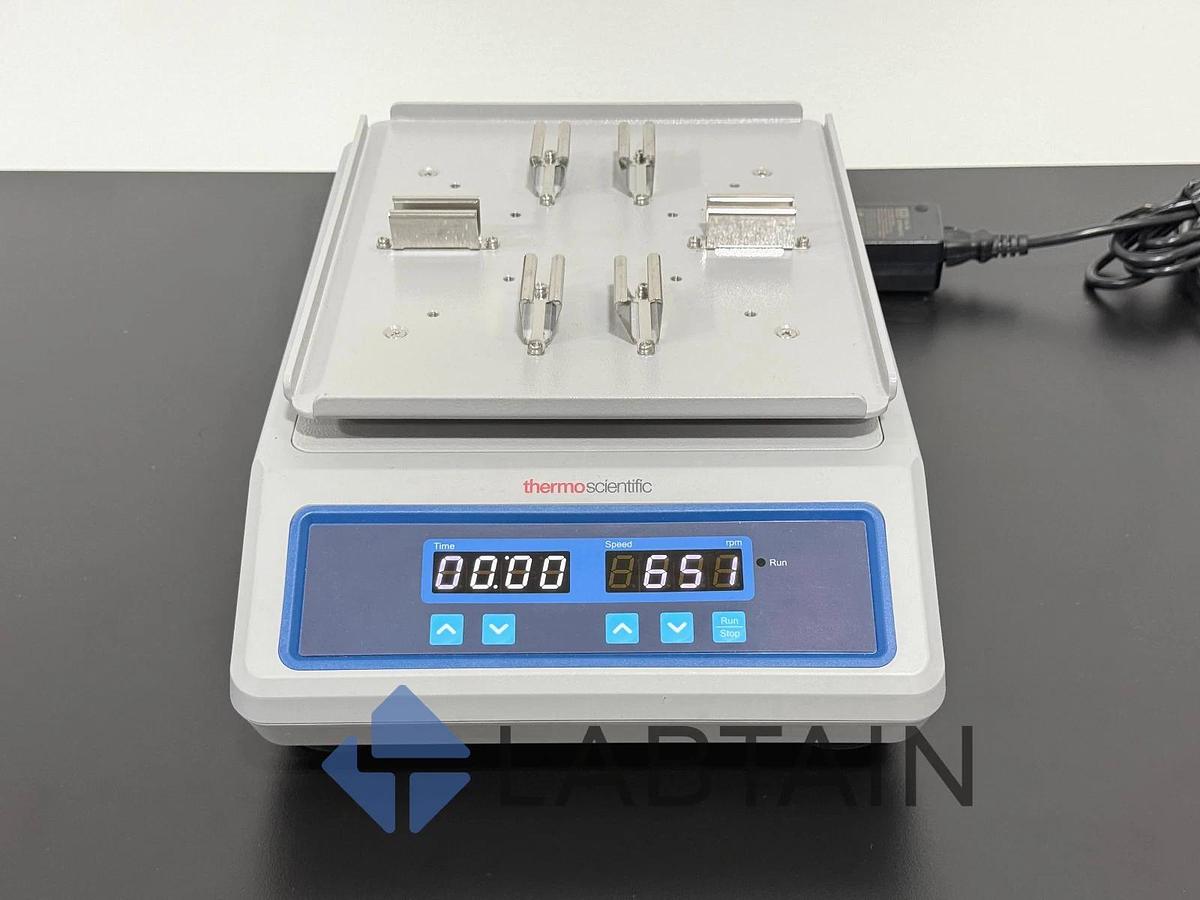 Used Thermo Scientific 88882005 Digital Microplate Shaker