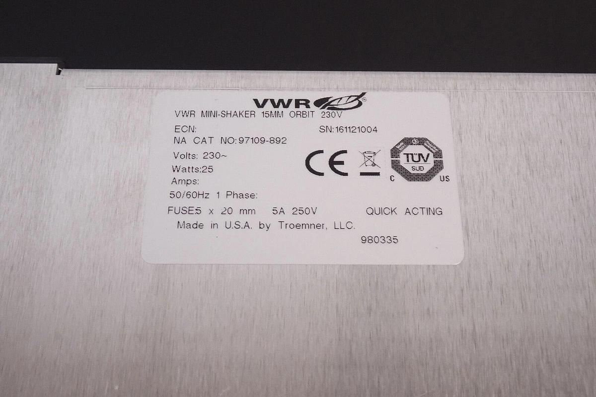 Used VWR Mini Shaker – 15 mm Orbit Shaker – Model 97109 – 230V/120V – 2-Bar 8.6″ Platform – Pristine Condition