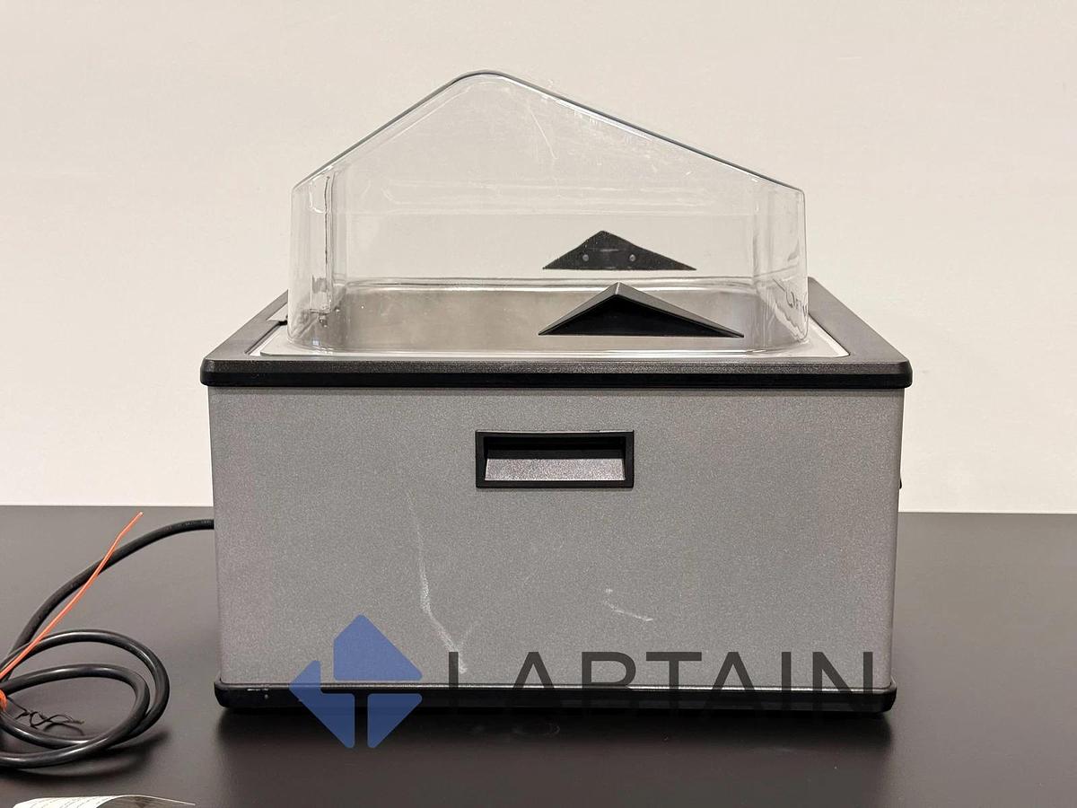 Used Cole-Parmer WB-400 Digital General-Purpose Water Bath, 10 L; 240 VAC