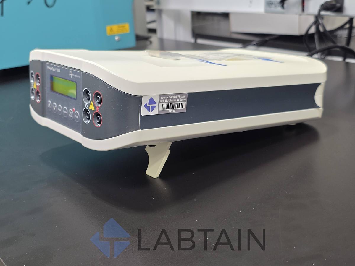 Used Life Technologies PowerEase 90W PS0090 Electrophoresis Power Supply