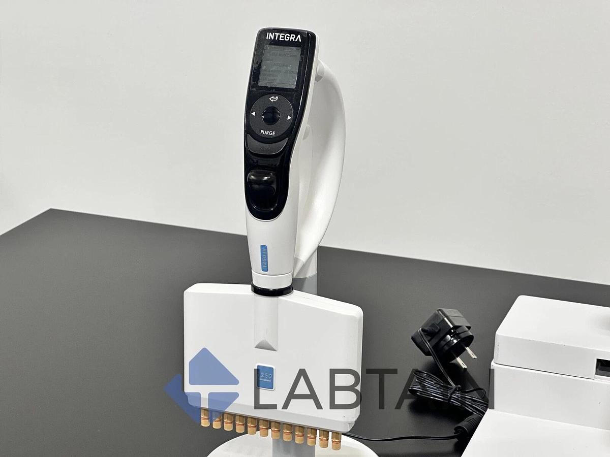 Used Integra VIAFLO Assist Pipetting Robot w/ 300 µL & 1250 µL Multichannel Pipettes – Tested