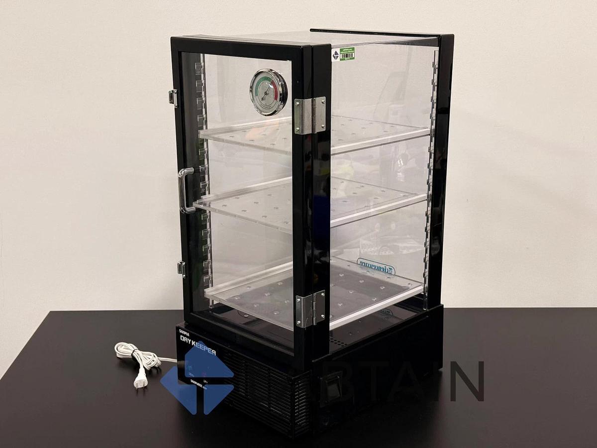 Used Sanplatec Corp Dry Keeper Vertical Auto-Desiccator Cabinet