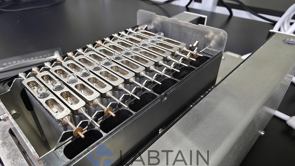 Used Mettler Toledo MCP105 Multi-Channel Pipette Calibration System w/ MCP Unit Control | Complete Setup