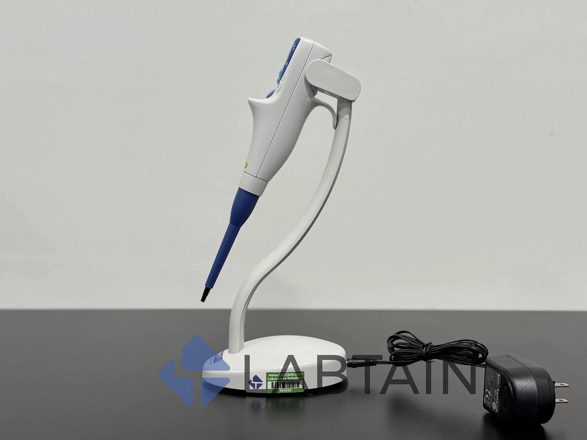Used BIOHIT (Sartorius) eLINE Electronic Pipette e120 with Charging Stand