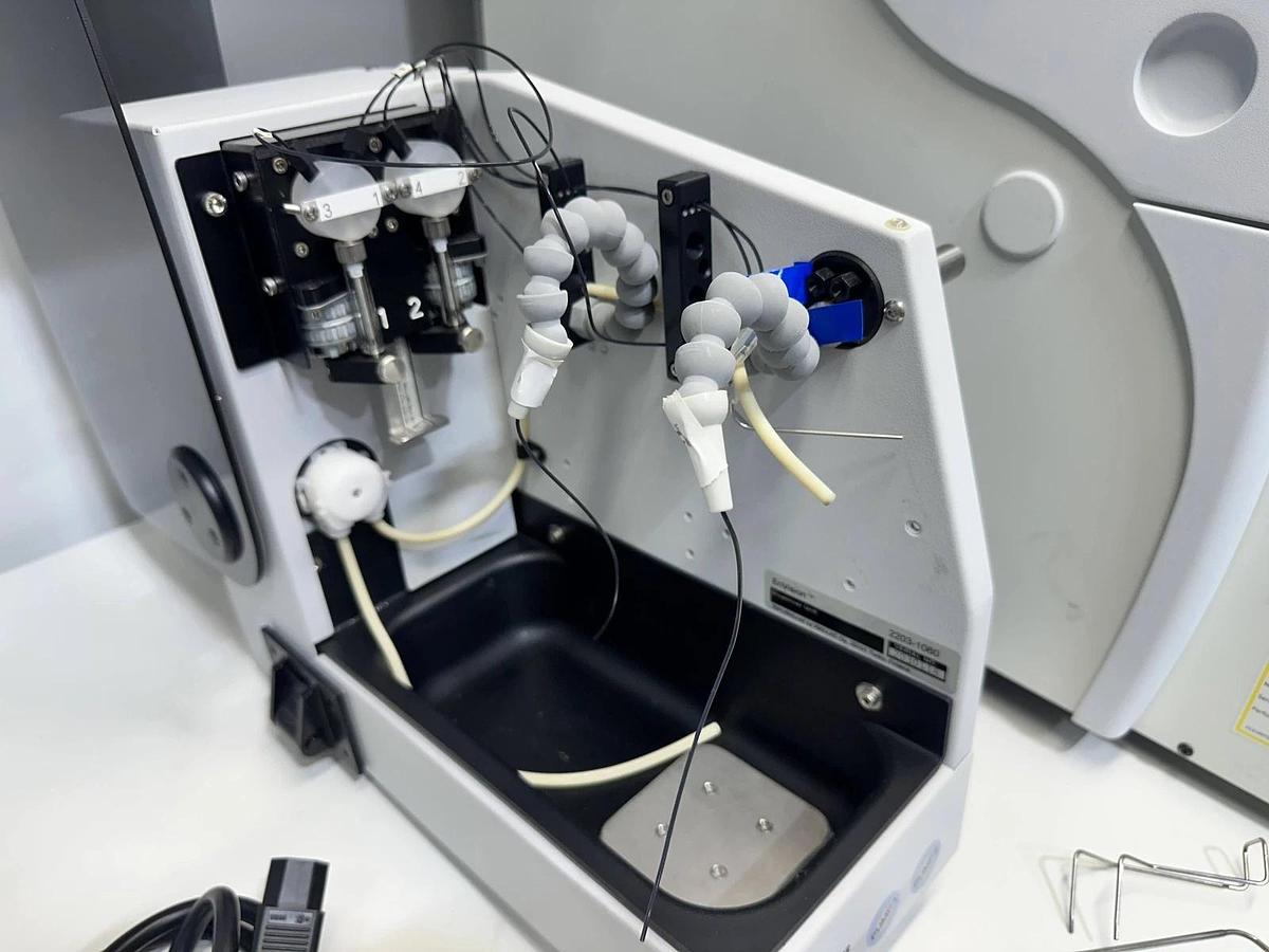 Used PerkinElmer EnVision Multilabel Plate Reader – Model 2104-0010 – With 2203-1060 Dispenser