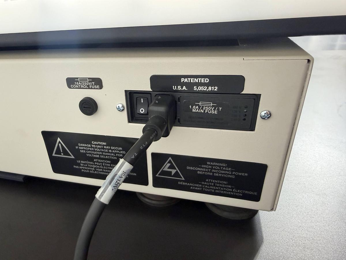 Used New Brunswick Scientific (Eppendorf) Innova 2300 Open Air Platform Shaker – Used