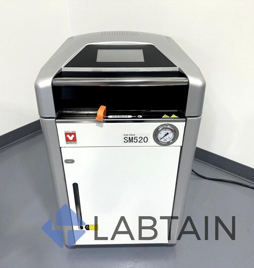 Used Yamato Scientific SM520 Laboratory Sterilizer Auto Clave | 50L Capacity