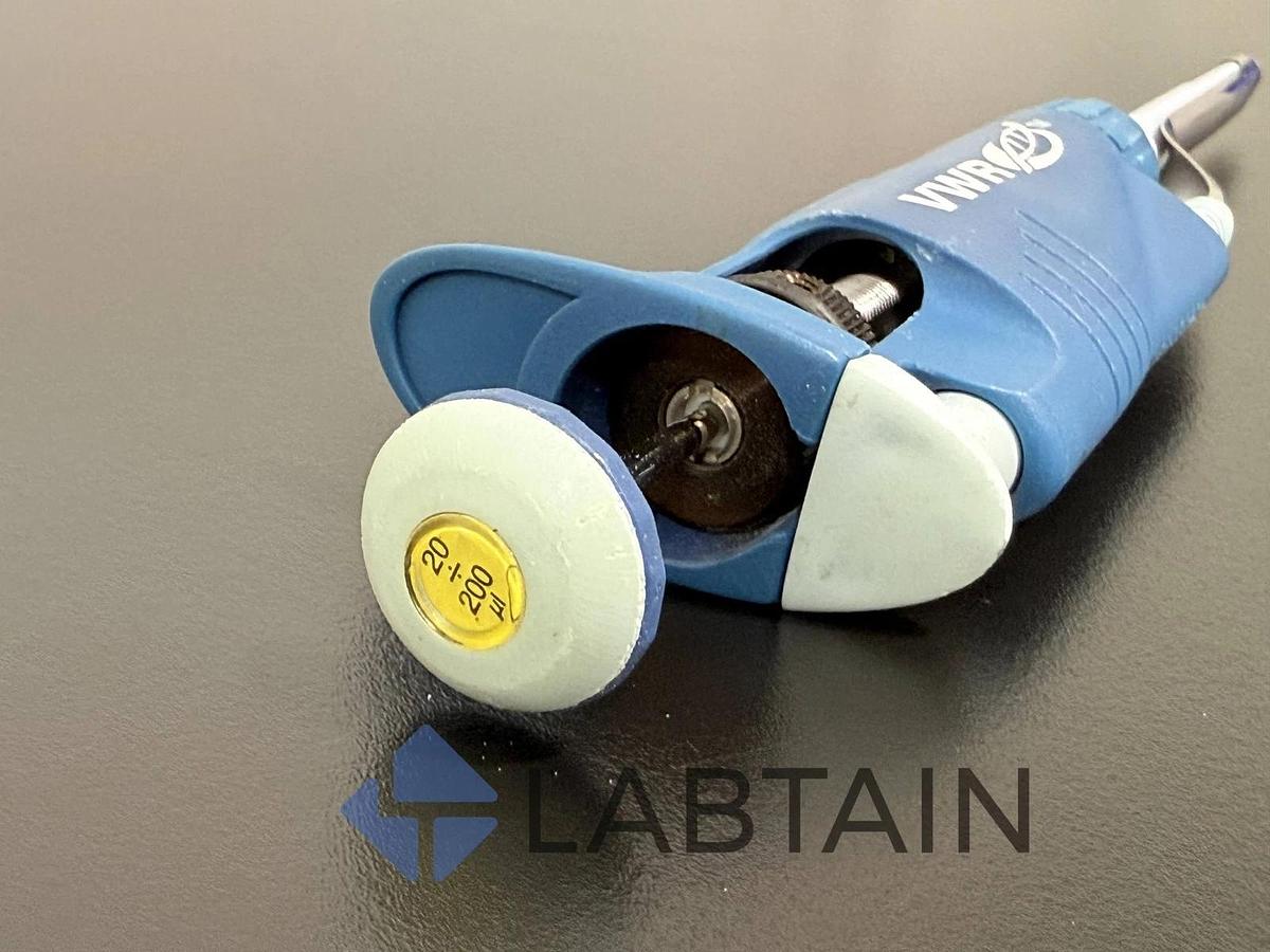 Used VWR SoftGrip Pipette 20-200ul