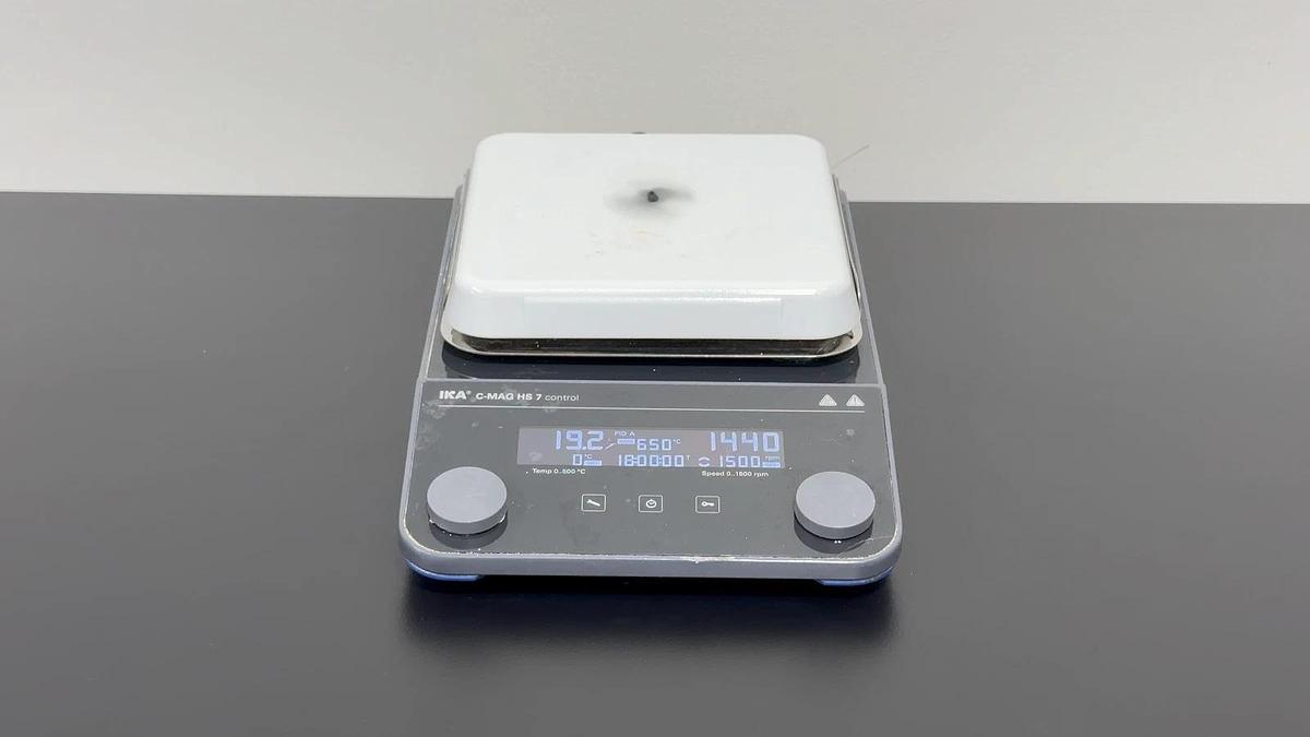 Used IKA C-MAG HS 7 C S001 hotplate stirrers