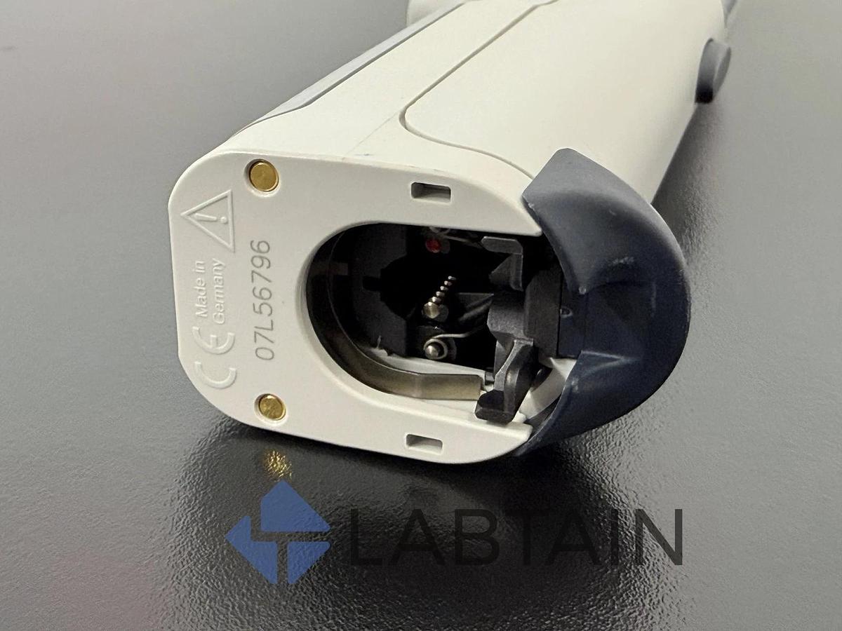 Used Rainin AutoRep E Electronic Repeating Pipette with Cartride and Cover