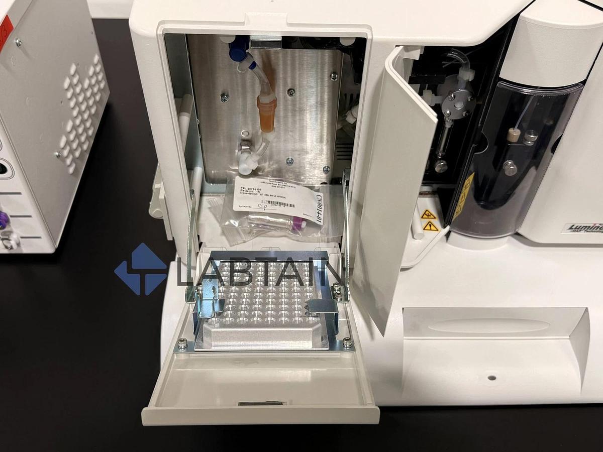 Used Luminex 200 Cytometer – With Luminex SD Reader & Luminex XYP Sample Handling System