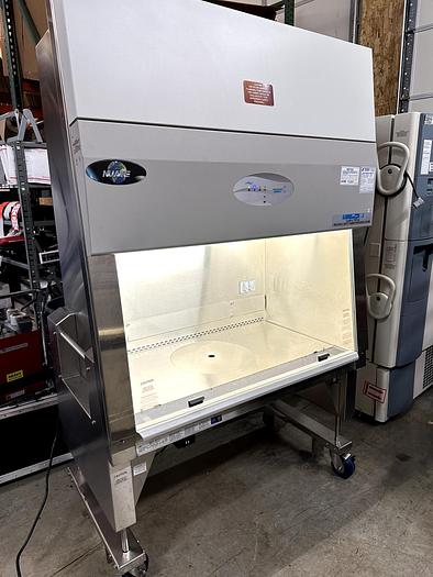 Used NuAire NU-S677-400 | SP5 | Class II Type A2 Biosafety Cabinet | 4ft | mfg 2021