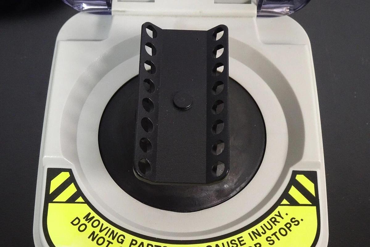 Used VWR Galaxy Mini Centrifuge C1213 – 16-Position Rotor – Compact 6,000 rpm Lab Spinner – Excellent Condition