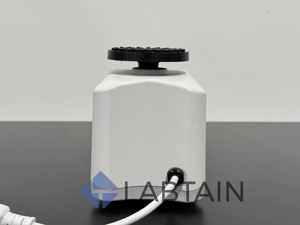 Used Ohaus VXMNAL Analog Vortex Mixer – 120V / 135W – S/N C241054238 – Excellent Condition