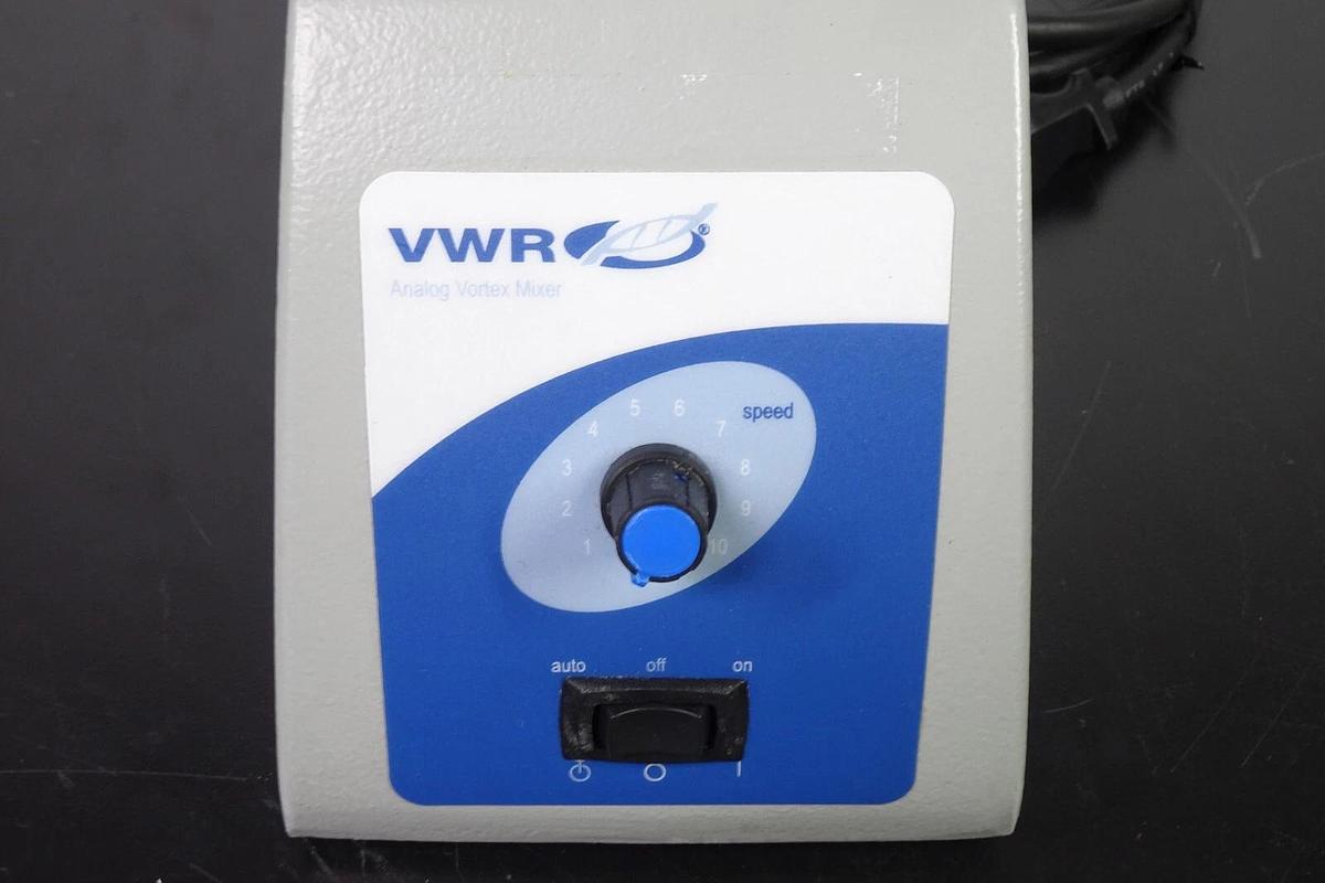 Used VWR 58816-121 Analog Vortex Mixer Mini