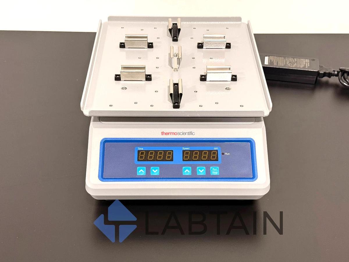 Used Thermo Scientific Digital Microplate Shaker 88882005 Orbital PID Compact Shaker