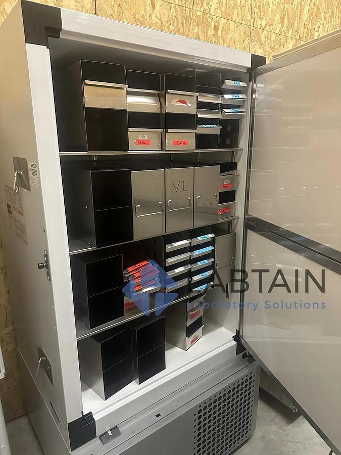 Used Thermo Scientific -86 Lab Freezer TSX60086D | Manufactured 2021