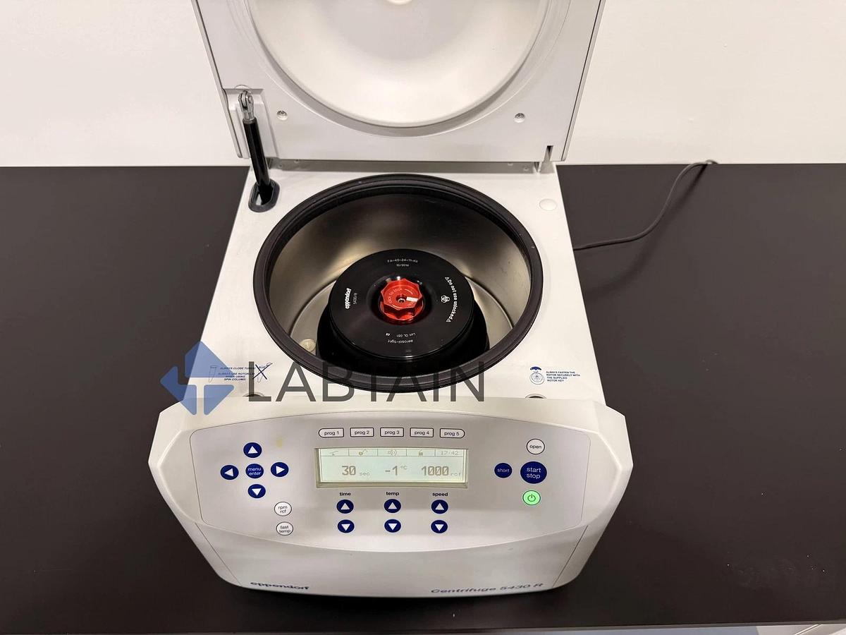 Used Eppendorf 5430R Refrigerated Centrifuge w/ FA-45-24-11-Kit Rotor – Tested