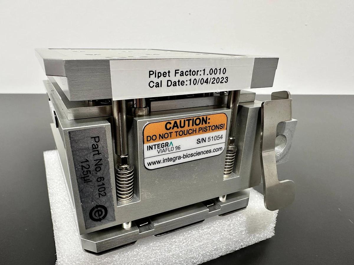 Used Integra VIAFLO 96 Pipetting Head – 96 Channel 125 µL – P/N 6102 – S/N 51054 – Tested