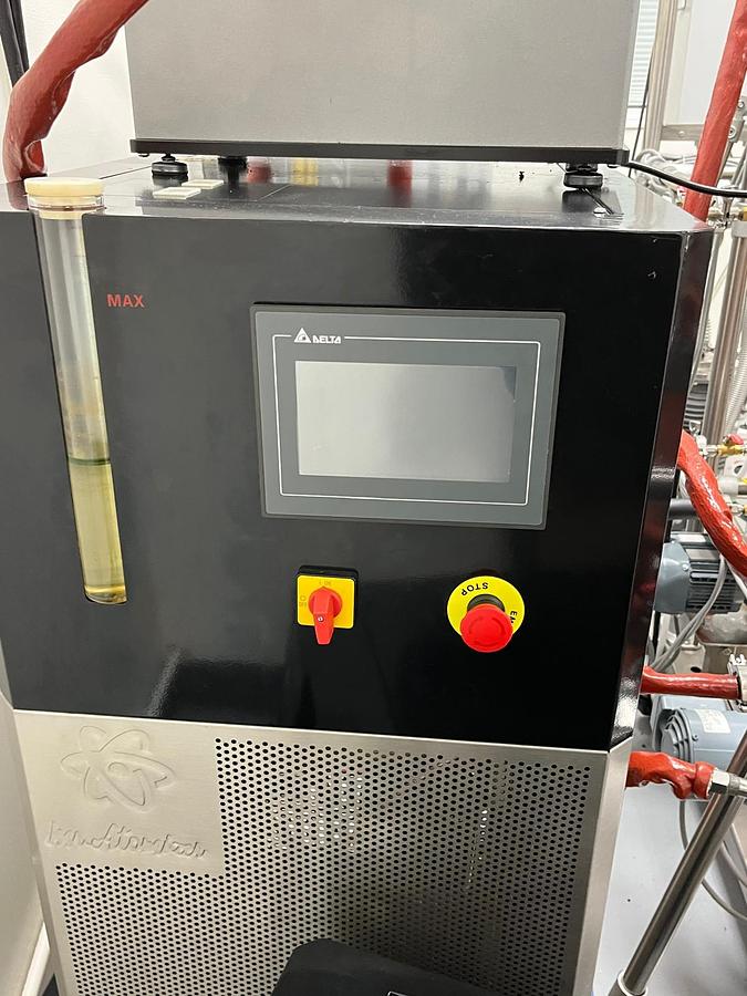 Used YHCHEM YMD-5S Stainless Steel Wiped Film Molecular Distillation System with Heat Circulators & Vacuum Package — Used