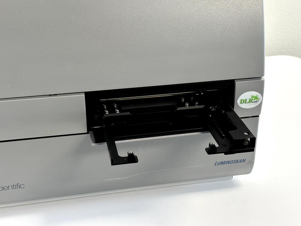 Used Thermo Scientific Luminoskan Microplate Luminometer 392 | Mfg: 2018