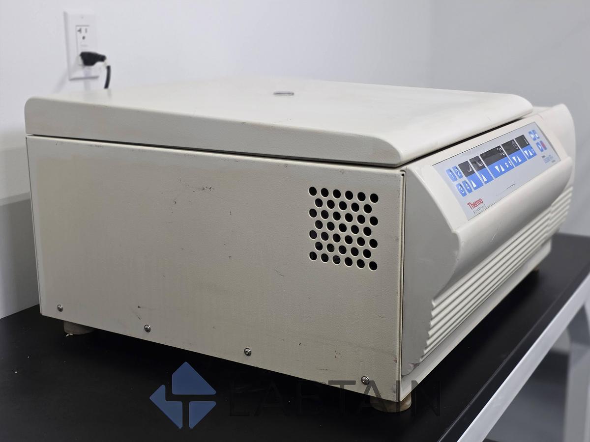 Used Thermo Scientific Sorvall Legend RT+ Refrigerated Benchtop Centrifuge (75004377) with Sorvall/Heraeus 75006445 Four-Place Swinging-Bucket Rotor & (4) Buckets — Used/Inspected