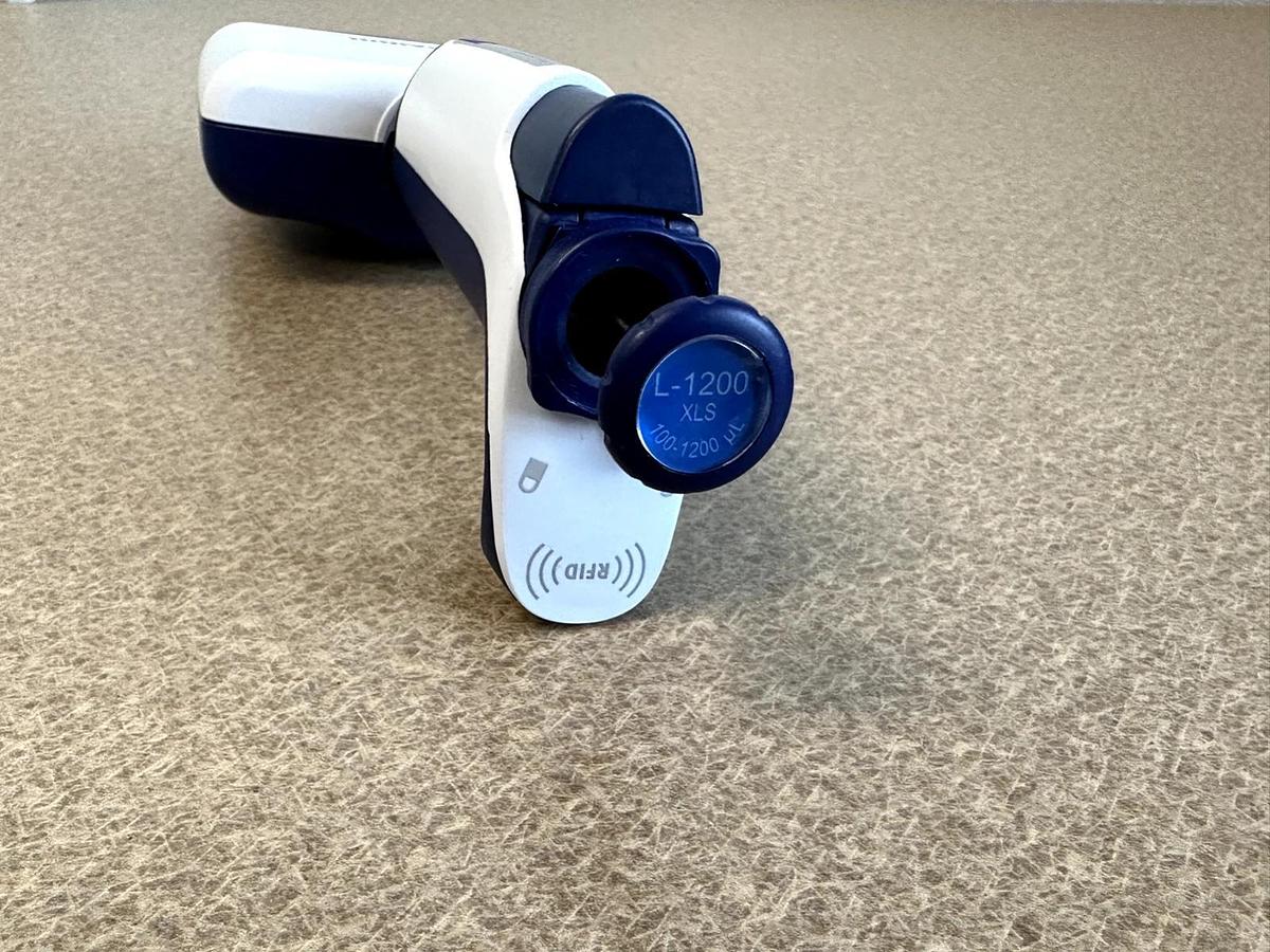 Used Rainin Pipet-Lite XLS L-1200 | 100-1200uL | 8-Channel Pipette w/Warranty * NICE