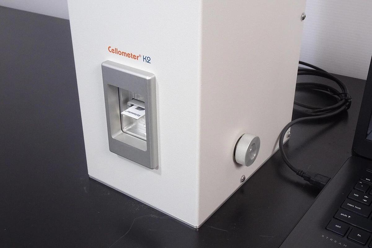 Used Nexcelom Bioscience Cellometer K2 – Fluorescent Viability Cell Counter – Laptop & Software – Tested