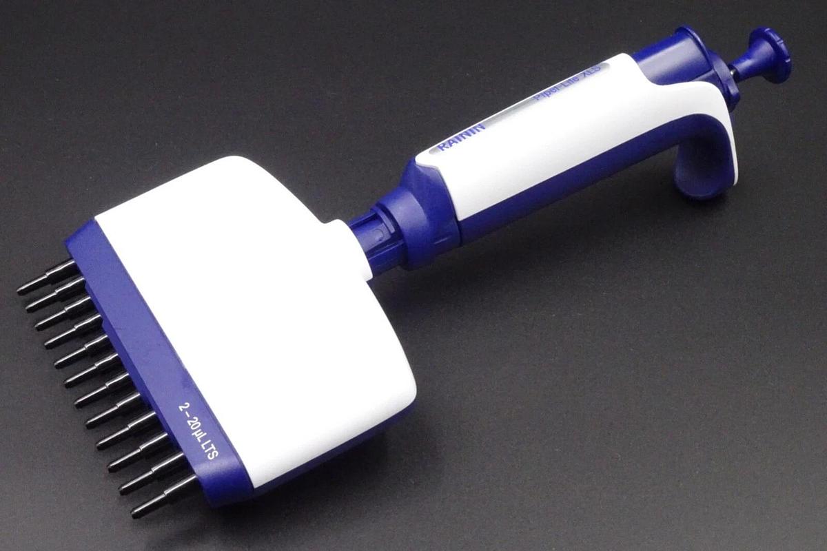Used Rainin Pipet-Lite L20 | 2-20uL XLS | 12 Channel Manual Pipette | LTS Tips